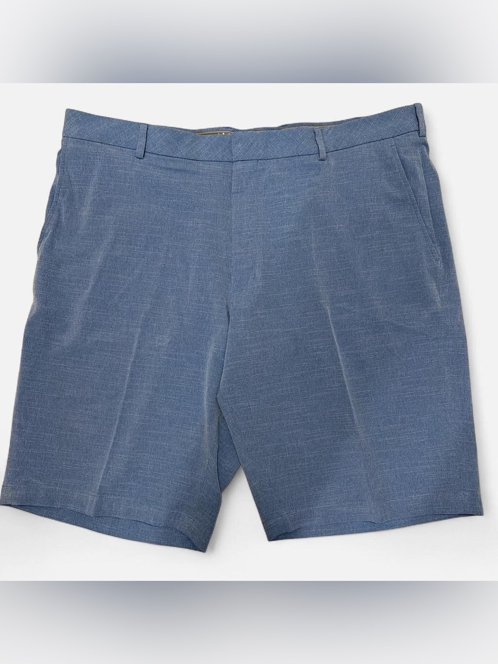 Walter Hagen Men's Heathered Blue Flat-Front Shorts